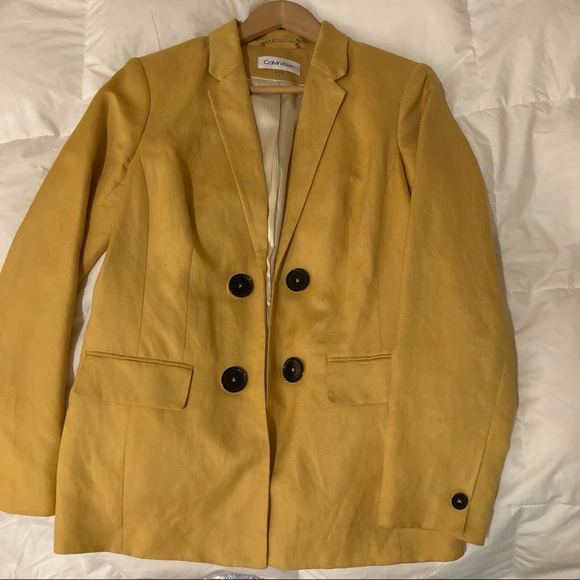 Calvin Klein | Button-Detail Blazer in Mustard yellow - Picture 2 of 4